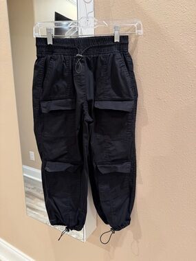 Woven Cargo Jogger Pants - Black